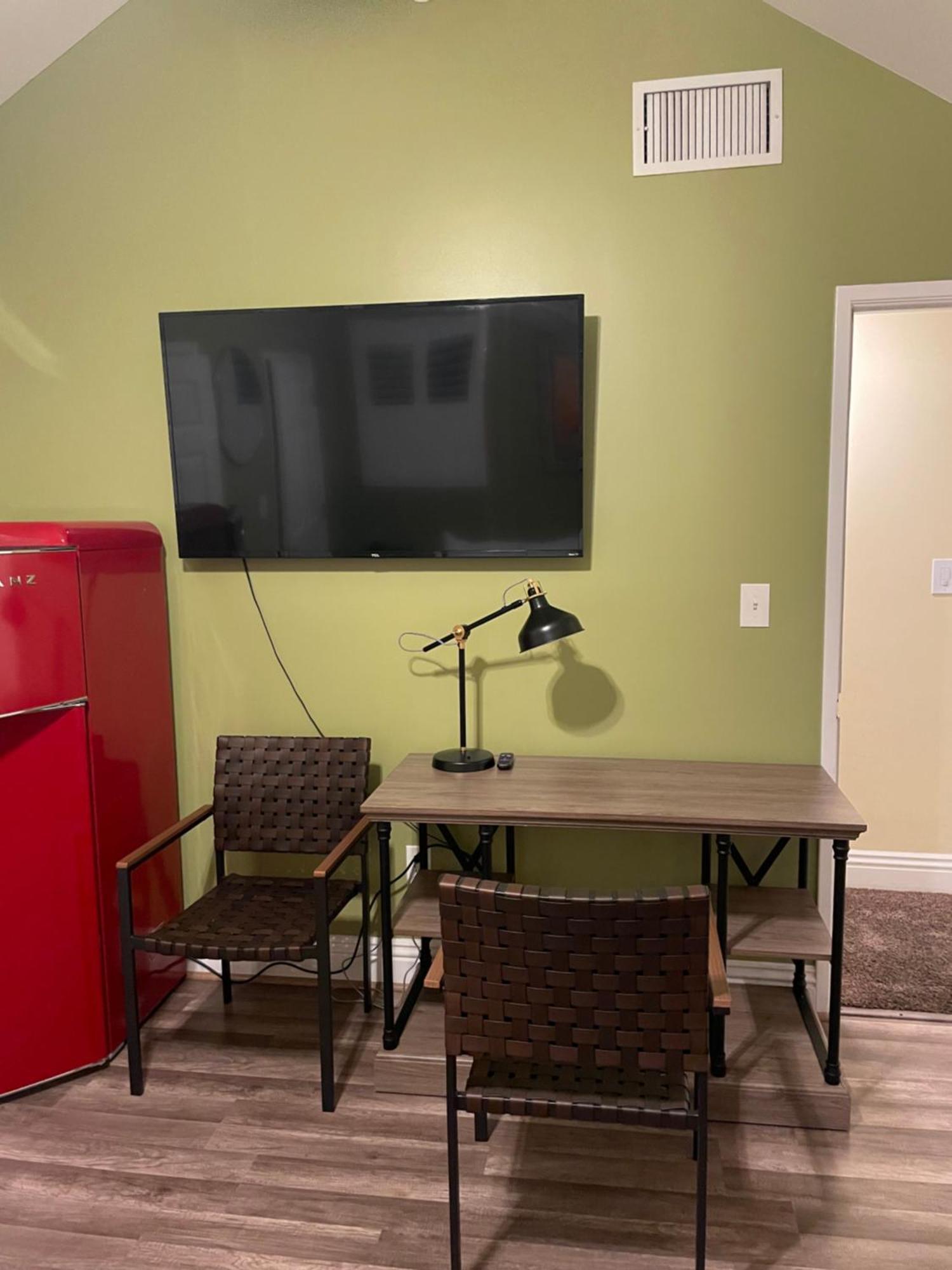Private Large La Bedroom W Private Full Bathroom Or Half-Bathroom - Tv - Ac - Wifi - Private Fridge Near Usc - Exposition Park - Usc Memorial Coliseum - Banc Of California Bmo Stadium - Downtown Los Angeles Dtla - University Of Southern California Us エクステリア 写真