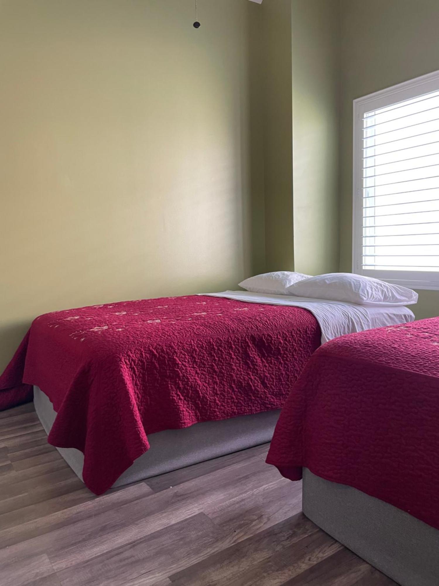 Private Large La Bedroom W Private Full Bathroom Or Half-Bathroom - Tv - Ac - Wifi - Private Fridge Near Usc - Exposition Park - Usc Memorial Coliseum - Banc Of California Bmo Stadium - Downtown Los Angeles Dtla - University Of Southern California Us エクステリア 写真
