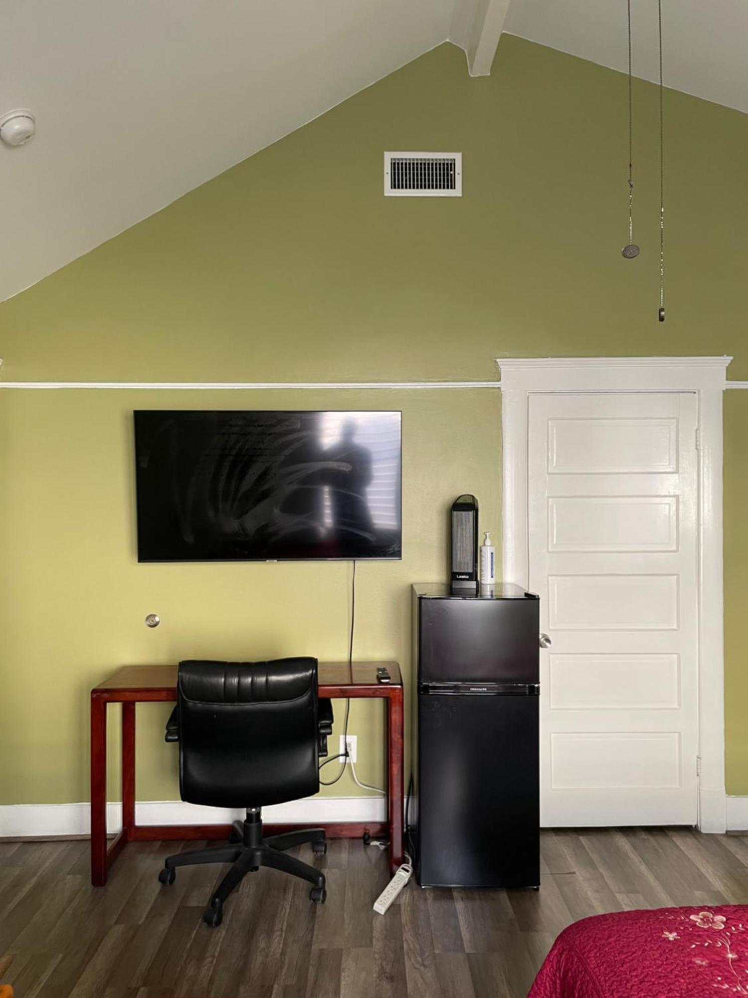 Private Large La Bedroom W Private Full Bathroom Or Half-Bathroom - Tv - Ac - Wifi - Private Fridge Near Usc - Exposition Park - Usc Memorial Coliseum - Banc Of California Bmo Stadium - Downtown Los Angeles Dtla - University Of Southern California Us エクステリア 写真