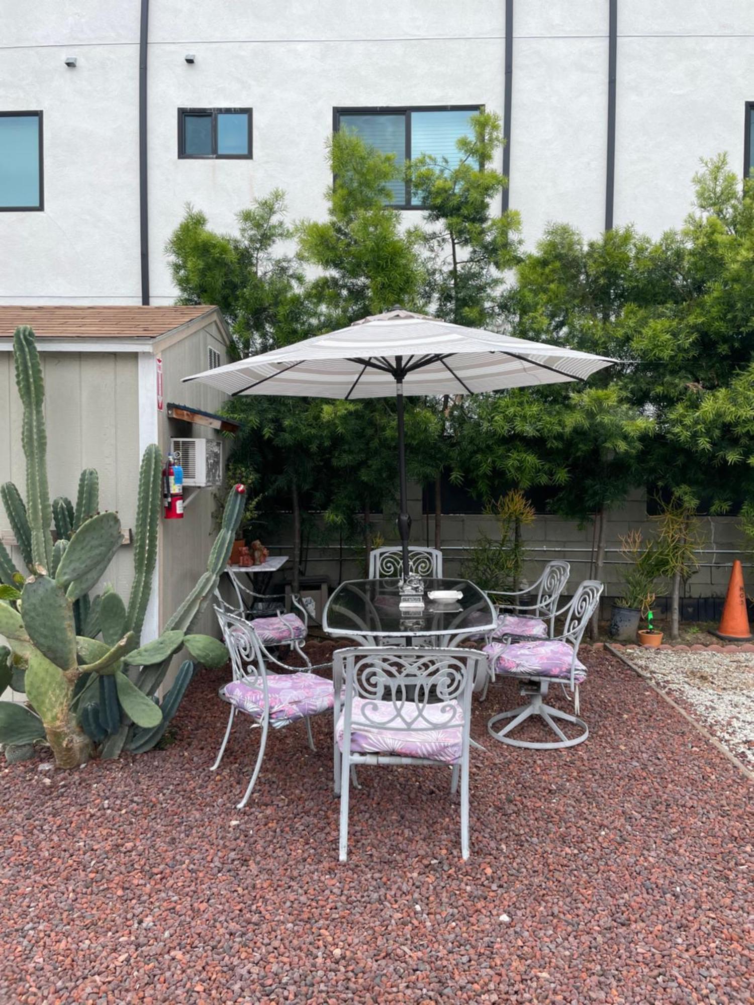 Private Large La Bedroom W Private Full Bathroom Or Half-Bathroom - Tv - Ac - Wifi - Private Fridge Near Usc - Exposition Park - Usc Memorial Coliseum - Banc Of California Bmo Stadium - Downtown Los Angeles Dtla - University Of Southern California Us エクステリア 写真