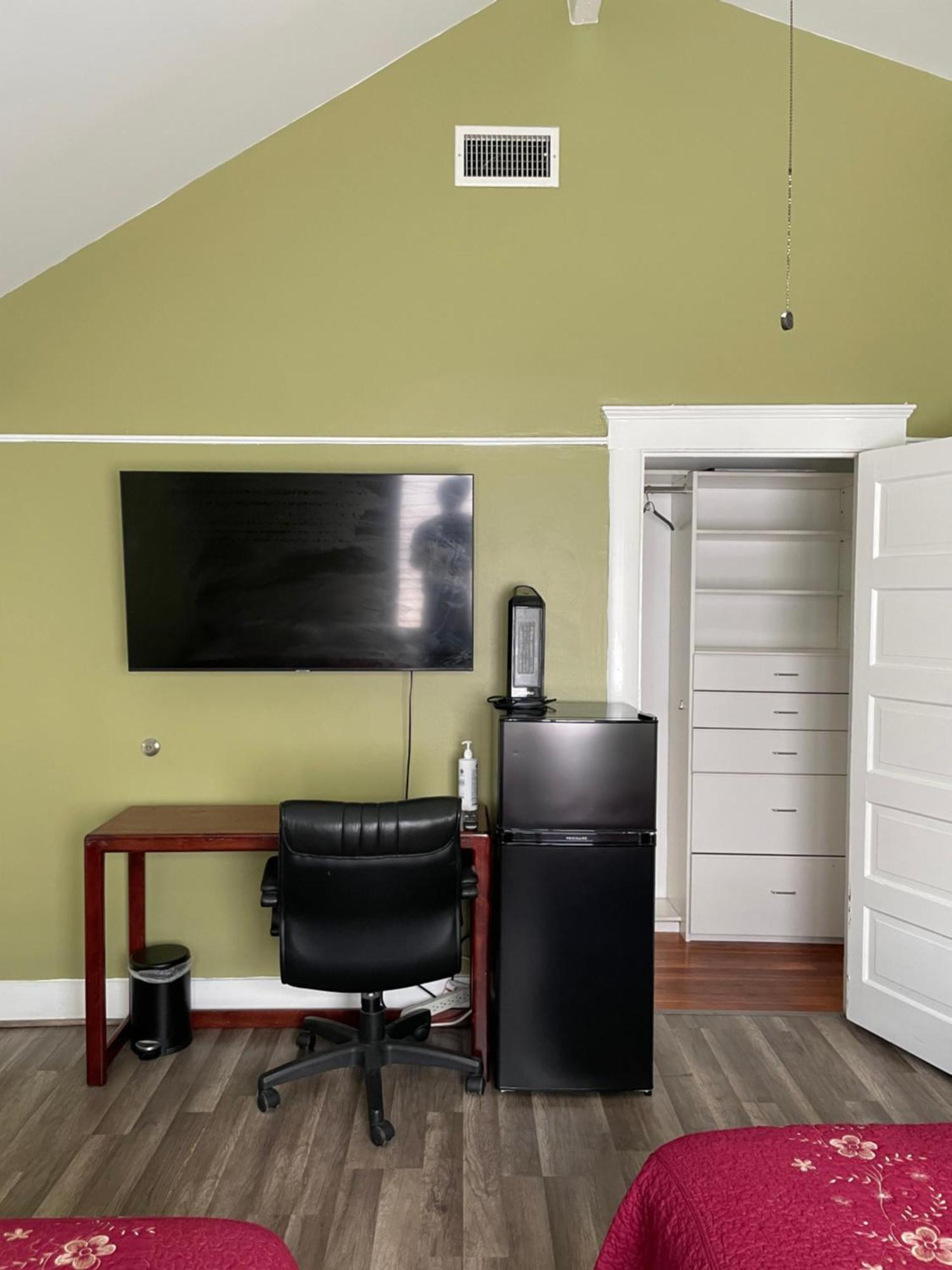 Private Large La Bedroom W Private Full Bathroom Or Half-Bathroom - Tv - Ac - Wifi - Private Fridge Near Usc - Exposition Park - Usc Memorial Coliseum - Banc Of California Bmo Stadium - Downtown Los Angeles Dtla - University Of Southern California Us エクステリア 写真